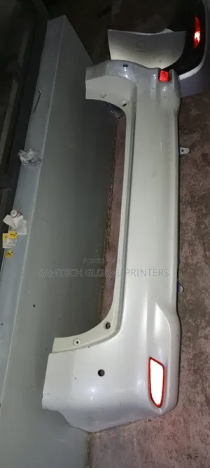 Genuine Quality Ex Japan Toyota Fielder 2015 Back Bumper