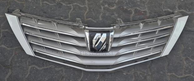 Toyota Alphard 2010 Grill
