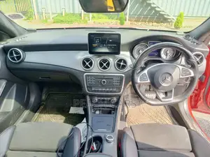 Mercedes-Benz A-Class 2016 Red