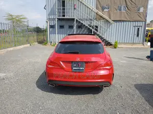 Mercedes-Benz A-Class 2016 Red