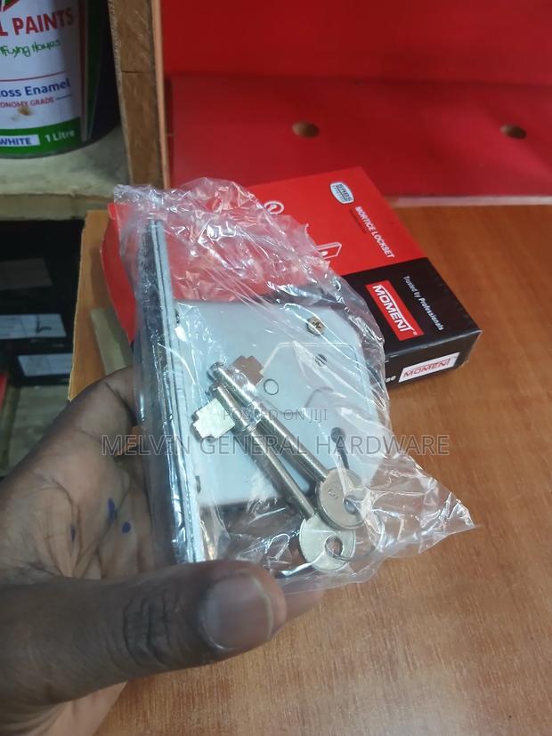 Moment 3 Lever Steel Deadlock