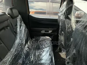 Ford Ranger Wildtrak 2023 Yellow