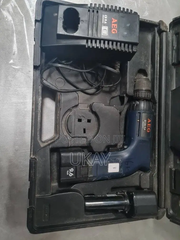 Aeg Bs2e 9.6 Cordless Drill.