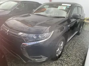 Mitsubishi Outlander 2.0 PHEV AWD 2018 Black