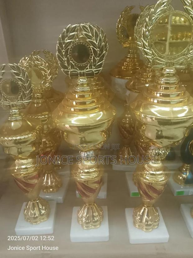 New Trophy - main view