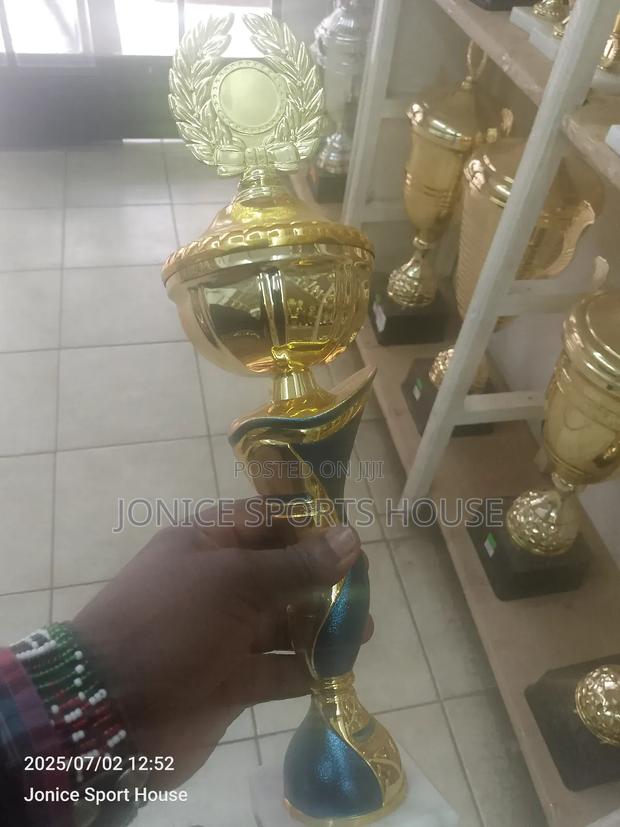 New Trophy - thumbnail 4