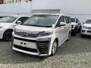 Toyota Alphard 2.5 Petrol AWD 2018 Pearl