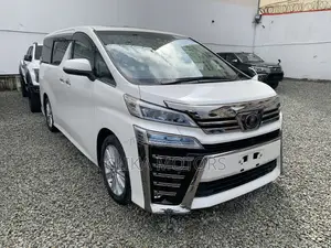 Toyota Alphard 2.5 Petrol AWD 2018 Pearl
