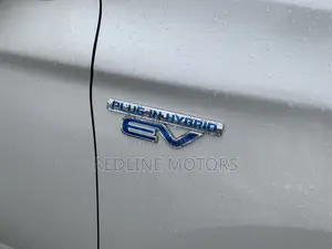 Mitsubishi Outlander 2.0 PHEV AWD 2018 White