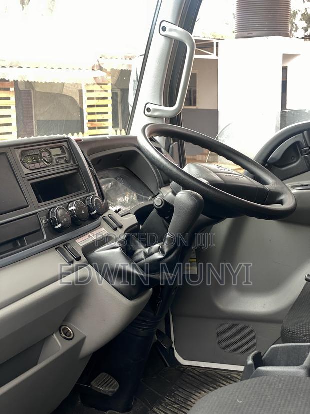 Selling Mitsubishi Canter Long Chassis - thumbnail 10