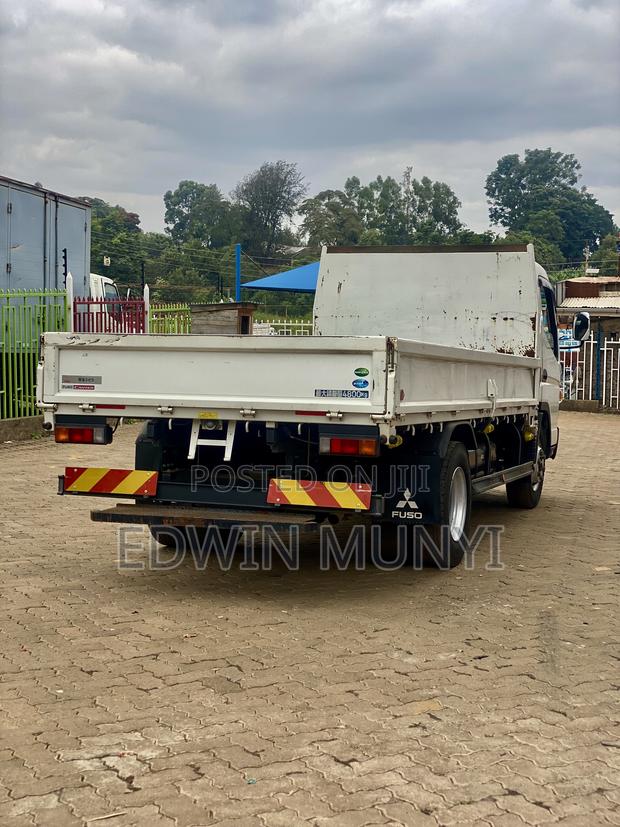 Selling Mitsubishi Canter Long Chassis - thumbnail 5