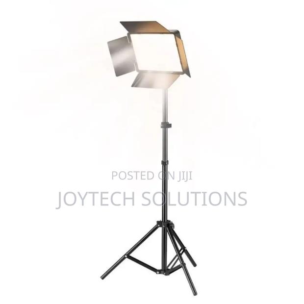 Pro 800 Led Light With Reachable Batteries