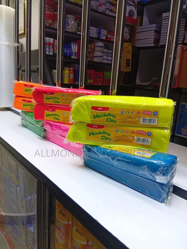 M G Modeling Clay/Plasticine 500g