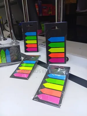 Plain Sign Here Stickers-5 Arrows Per Piece