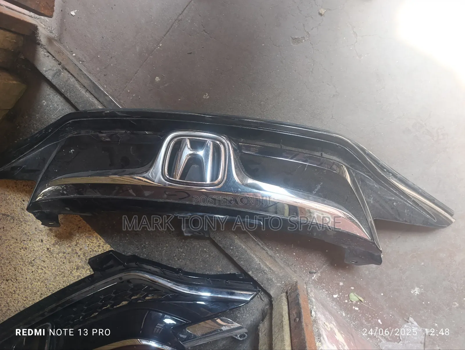 Honda Fit Shuttle 2015 Grill 
