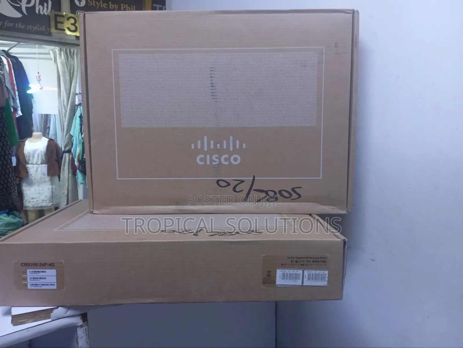 Cisco Cbs350 - 24p - 4g - Uk Port Gigabit Poe Managed Switch