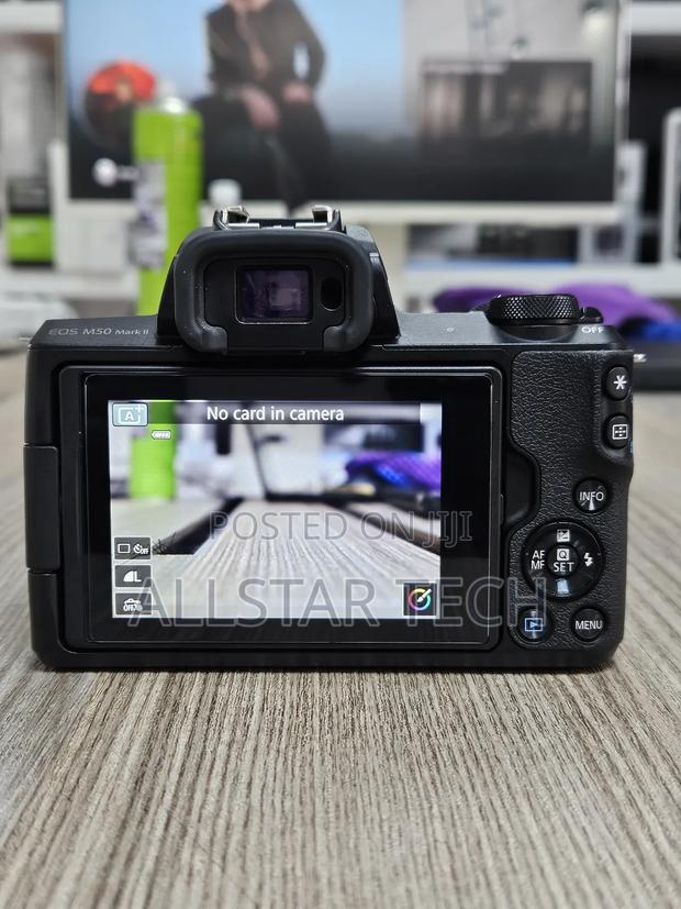 Canon Ees M50 Mark Ii Mirrorless Camera - thumbnail 3