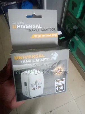 International Universaltraveladapter With 1000ma Usb Ports