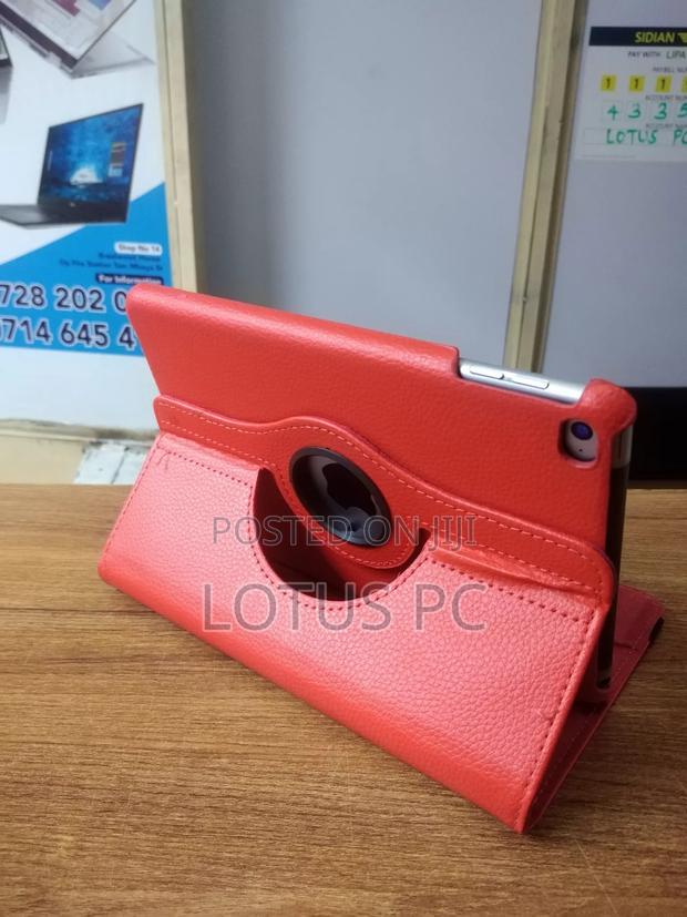 Apple iPad mini 4 128 GB Gray - thumbnail 3