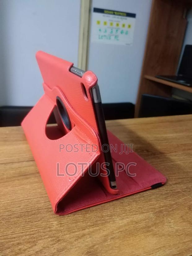 Apple iPad mini 4 128 GB Gray - thumbnail 4