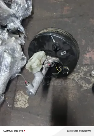Toyota Isis Old Model Brake Booster