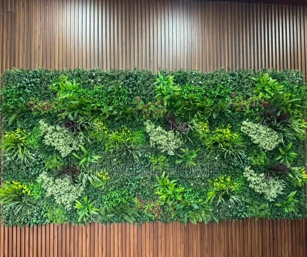 Turn Any Wall Hedges No Watering - main view