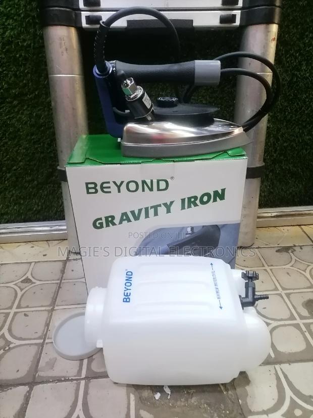 Highly Recommend Gravity Steam Iron Box - main view