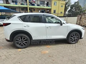 Mazda CX-5 2.2 Diesel FWD 2017 White