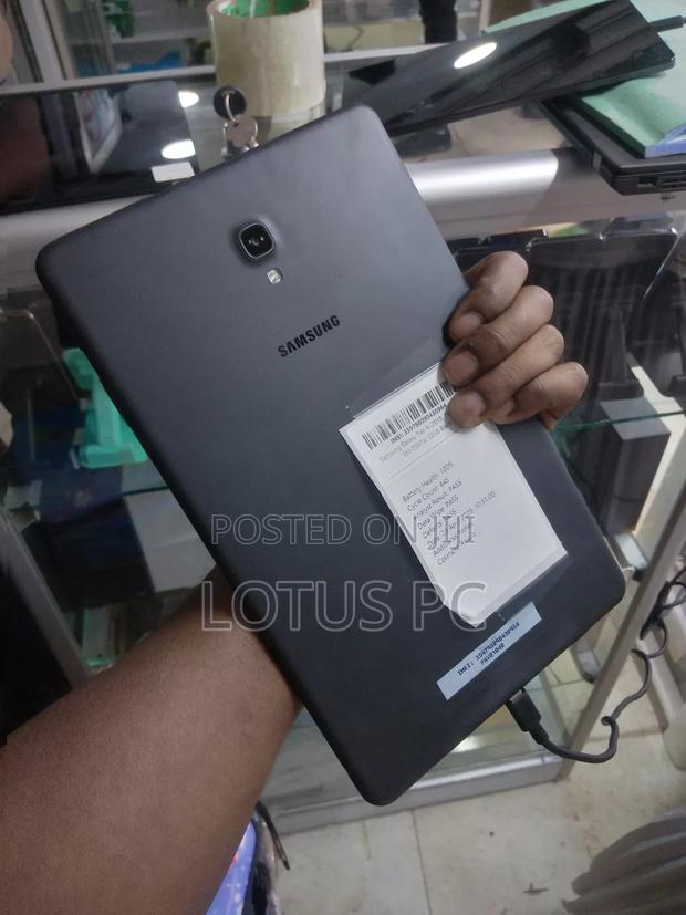 Samsung Galaxy Tab A8 10.5 (2021) 32 GB Black - main view