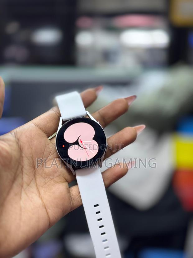 Samsung Galaxy Watch 4 Lte (Pre-owned)