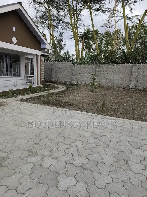 4bdrm Bungalow in Kitengela for sale