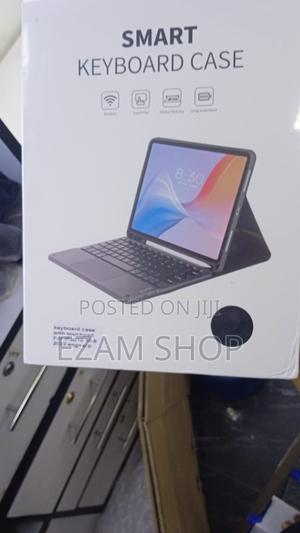 Smart Keyboard Case With Touch Pad - thumbnail 2