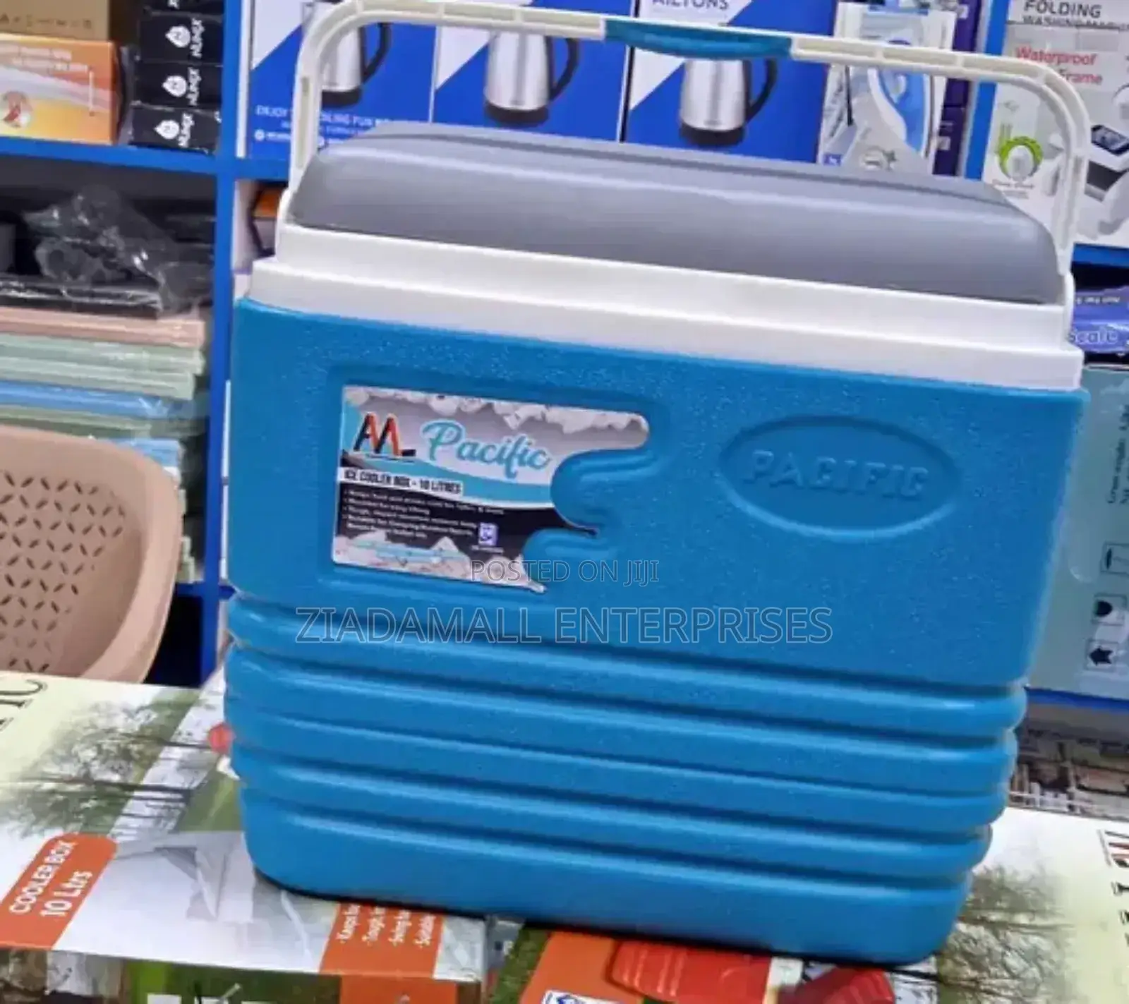 Keep It Cool on the Go – Pacific 10l Cooler Box
