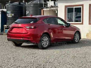 Mazda Axela 2018 Red