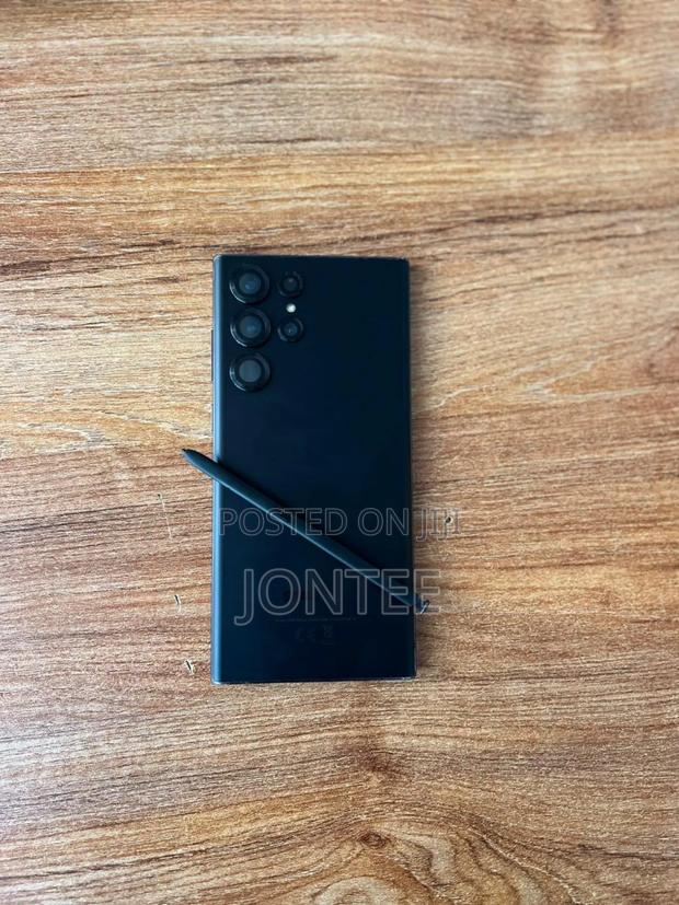 Samsung Galaxy S22 Ultra 256 GB Black - thumbnail 3