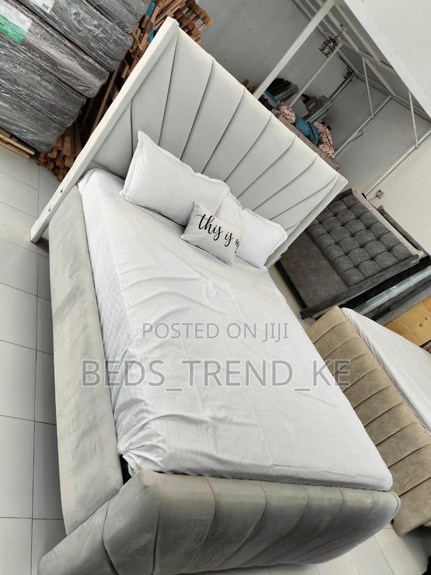 5 by 6 Diagonal Chester Bed