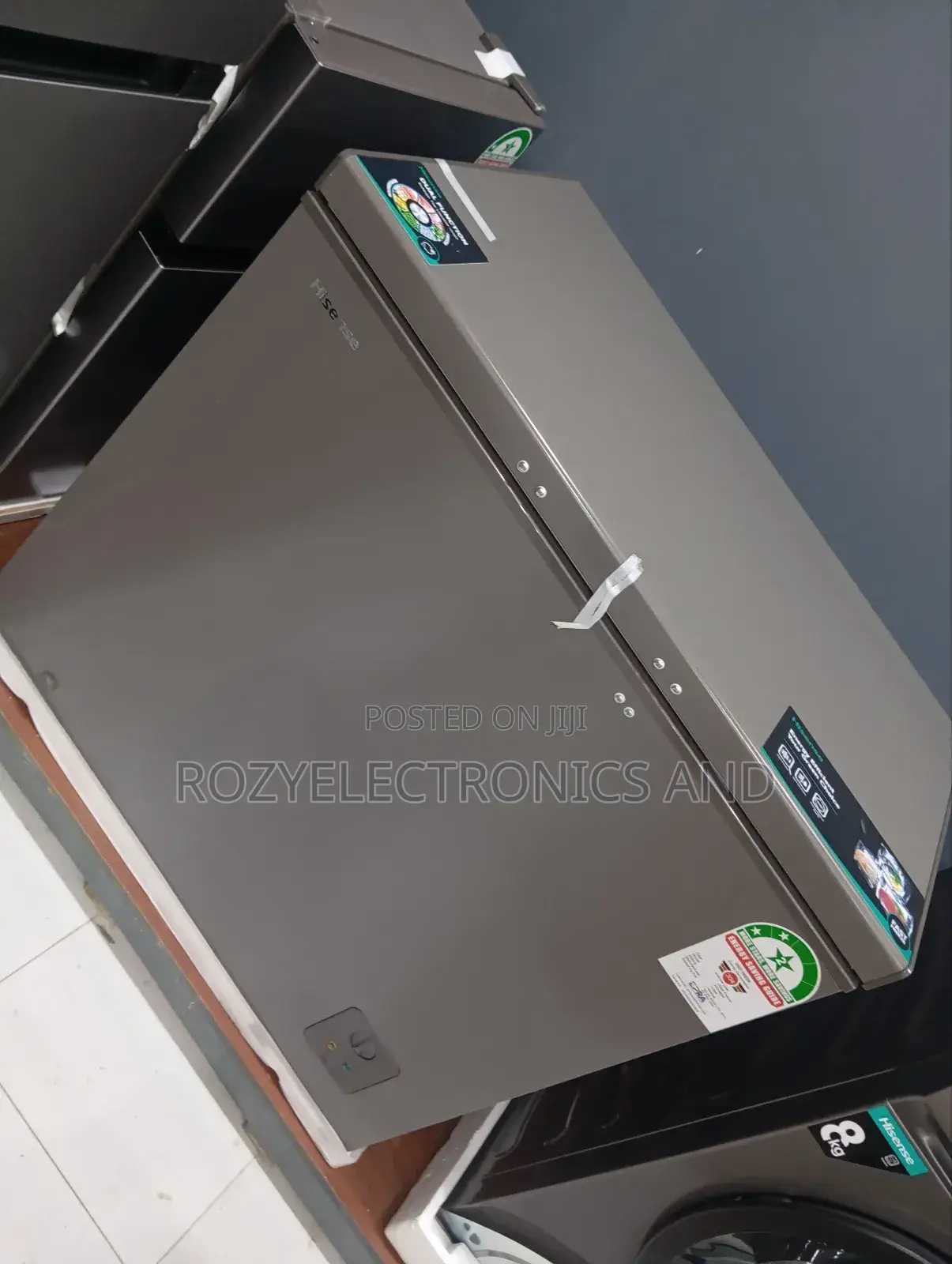 Hisence Deep Freezer 245l