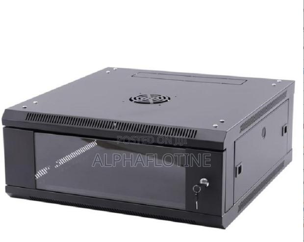 Heavy-Duty Steelmount Nuts Wall Mount 4u Networkdata Cabinet - main view