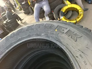 215/70r16 Maxtrek Tyre