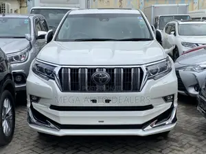Toyota Land Cruiser Prado 2018 White