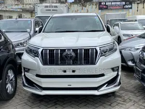 Toyota Land Cruiser Prado 2018 White