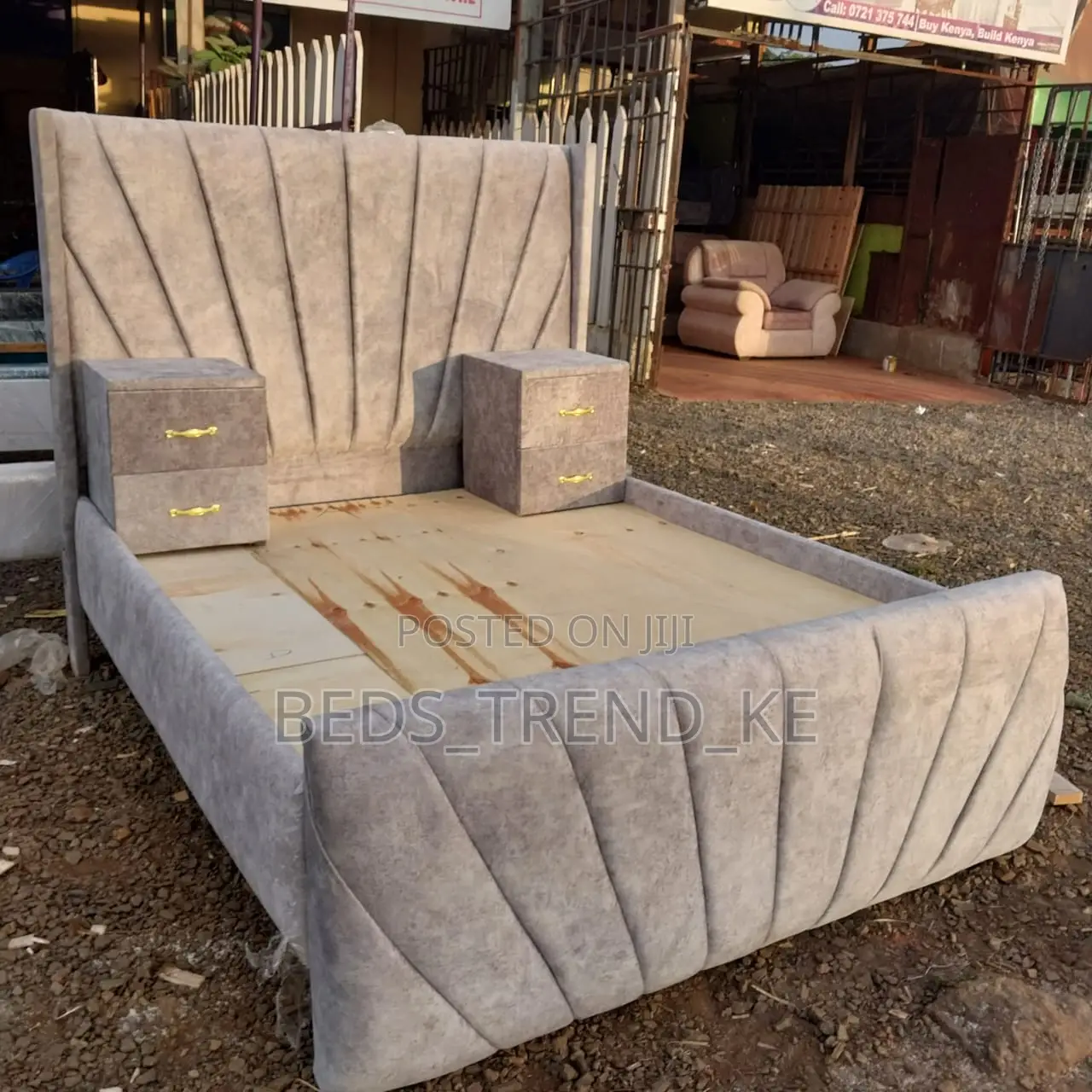 5 by 6 Sturdy Gray Bed