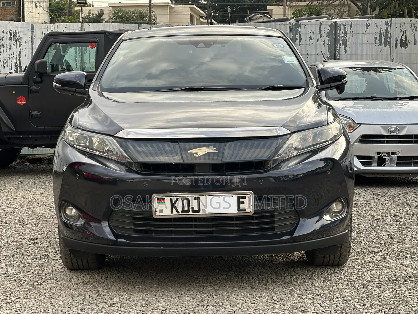 Toyota Harrier 2.0 2015 Purple