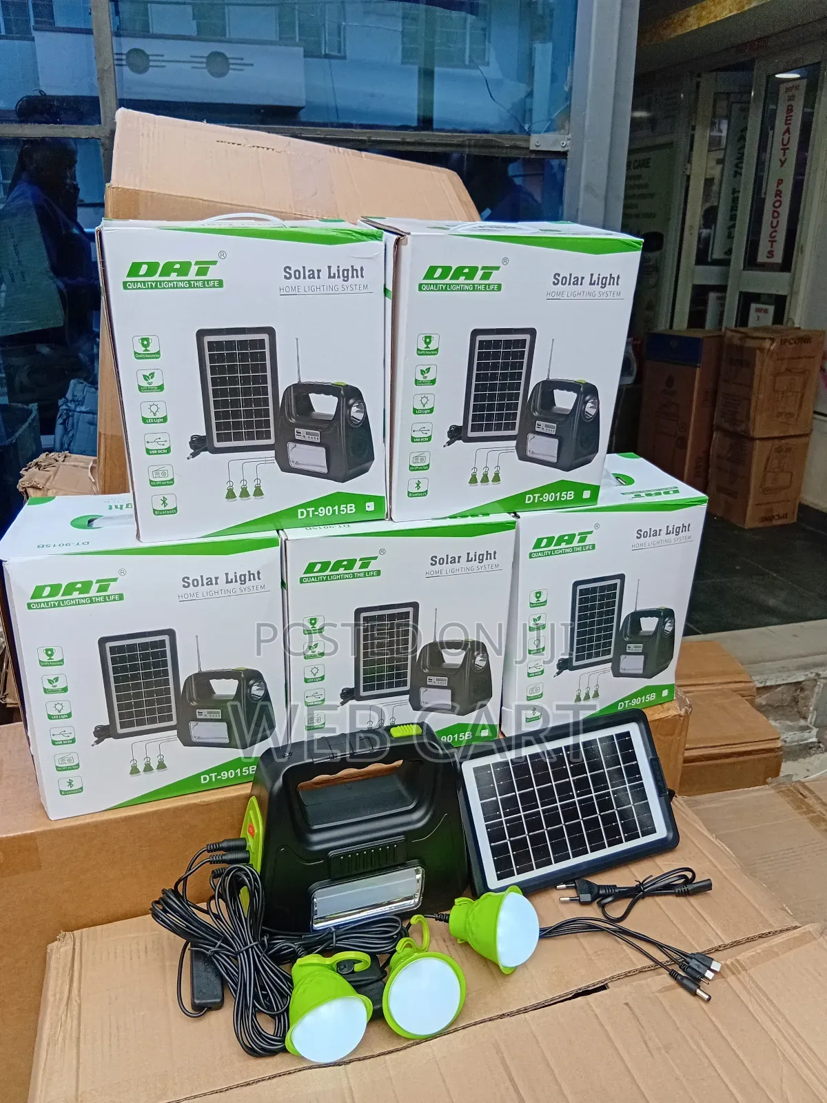 Solar-Powered Dat Dt-9015b Floodlight
