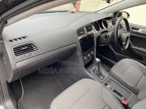 Volkswagen Golf 2018 Black