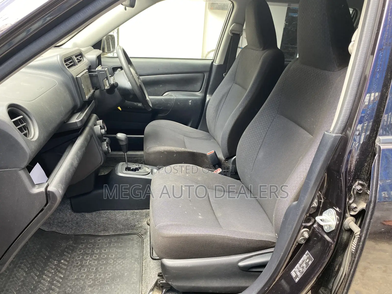Toyota Probox 2018 Purple