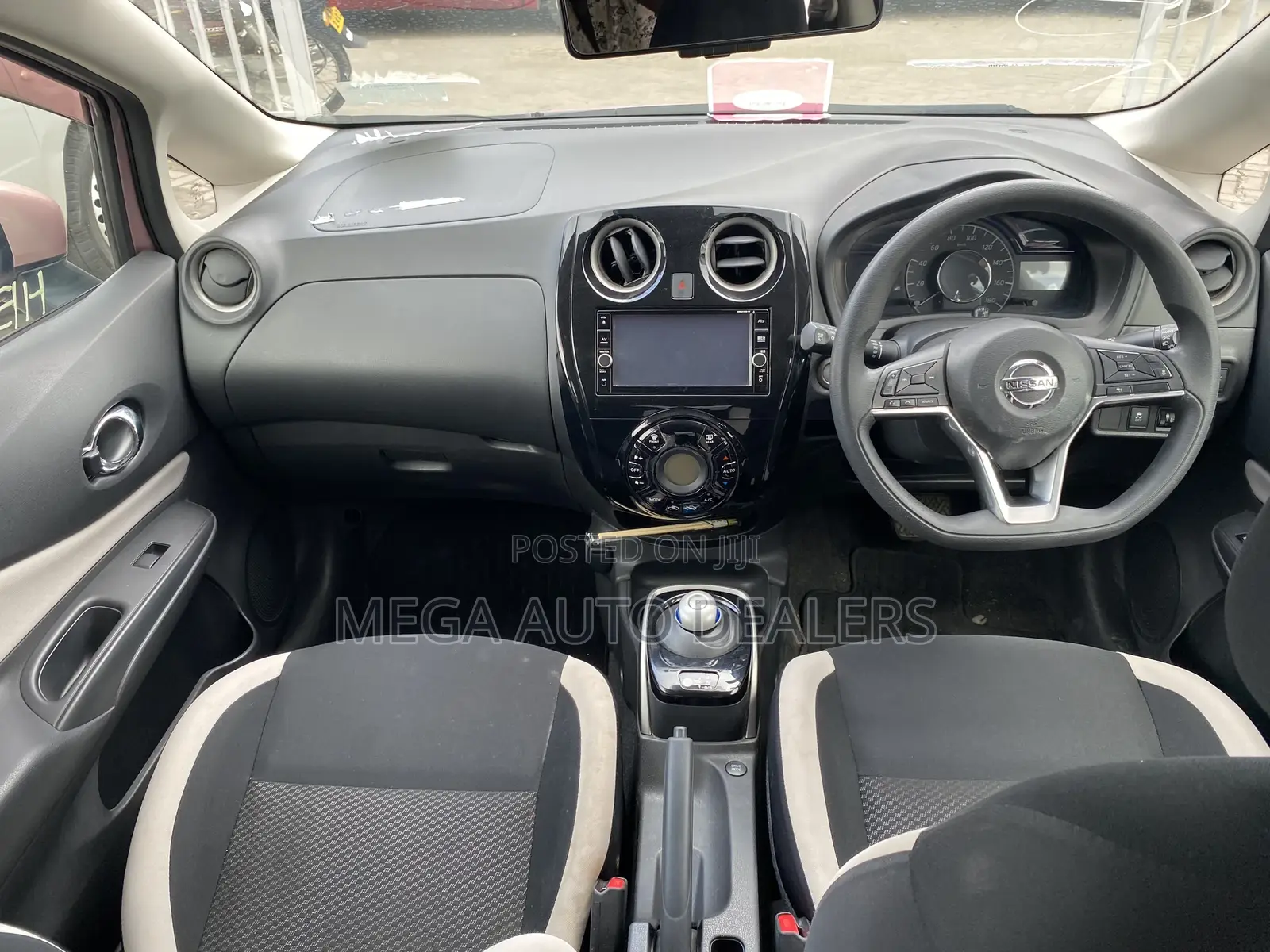 Nissan Note 2018 Pink