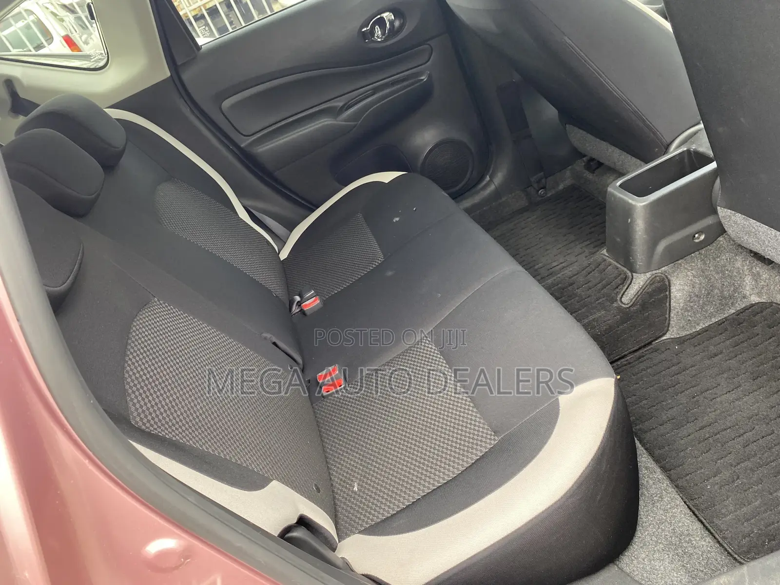 Nissan Note 2018 Pink