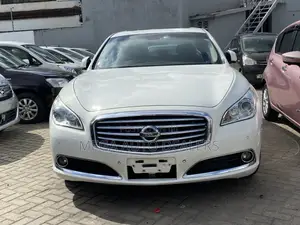 Nissan Cima 2018 White