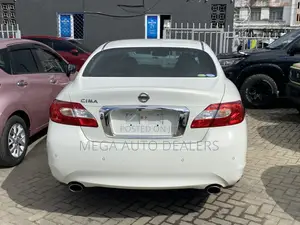 Nissan Cima 2018 White